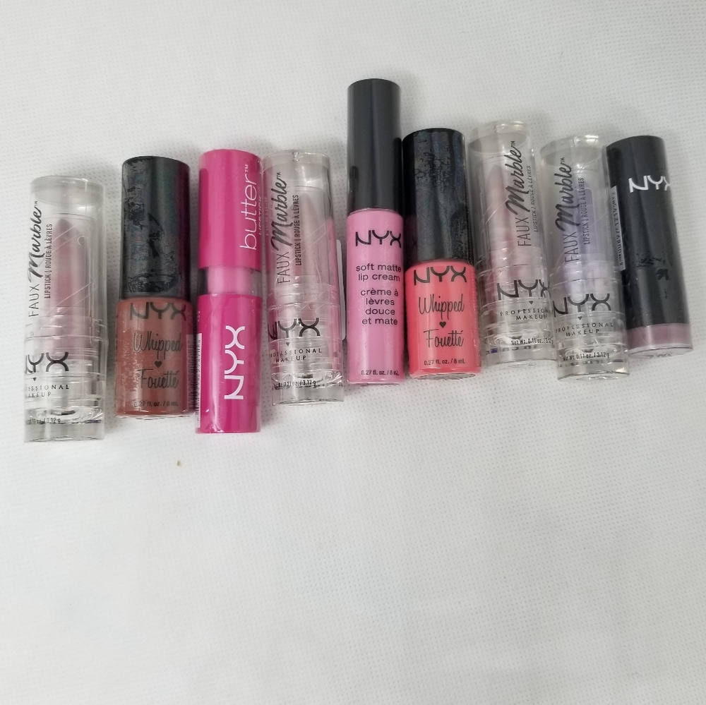 Makeup Bundle - Picture 9 of 14
